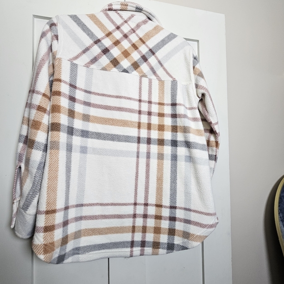 Altar'd State Plaid Shacket in Cream, Tan & Gray - Picture 3 of 4